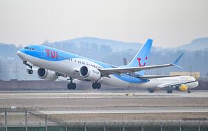 Tui plane