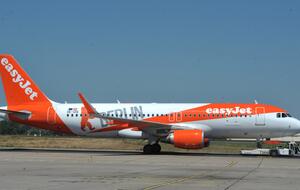 EasyJet plane