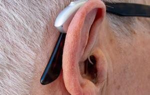 Glasses with hearing aid