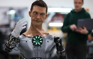 Humanoid robot